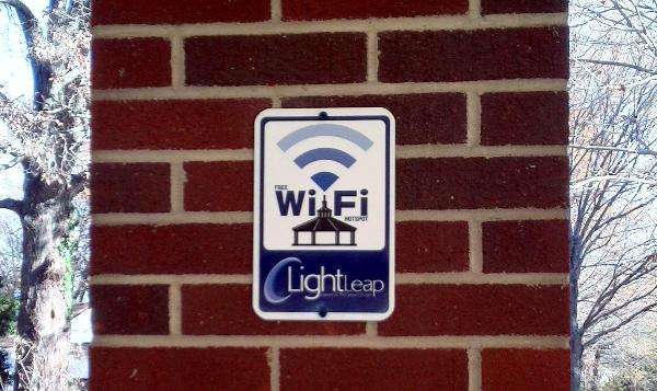 Как подключиться к Wi-Fi, не зная пароля: найти бесплатную сеть или воровать чужой трафик